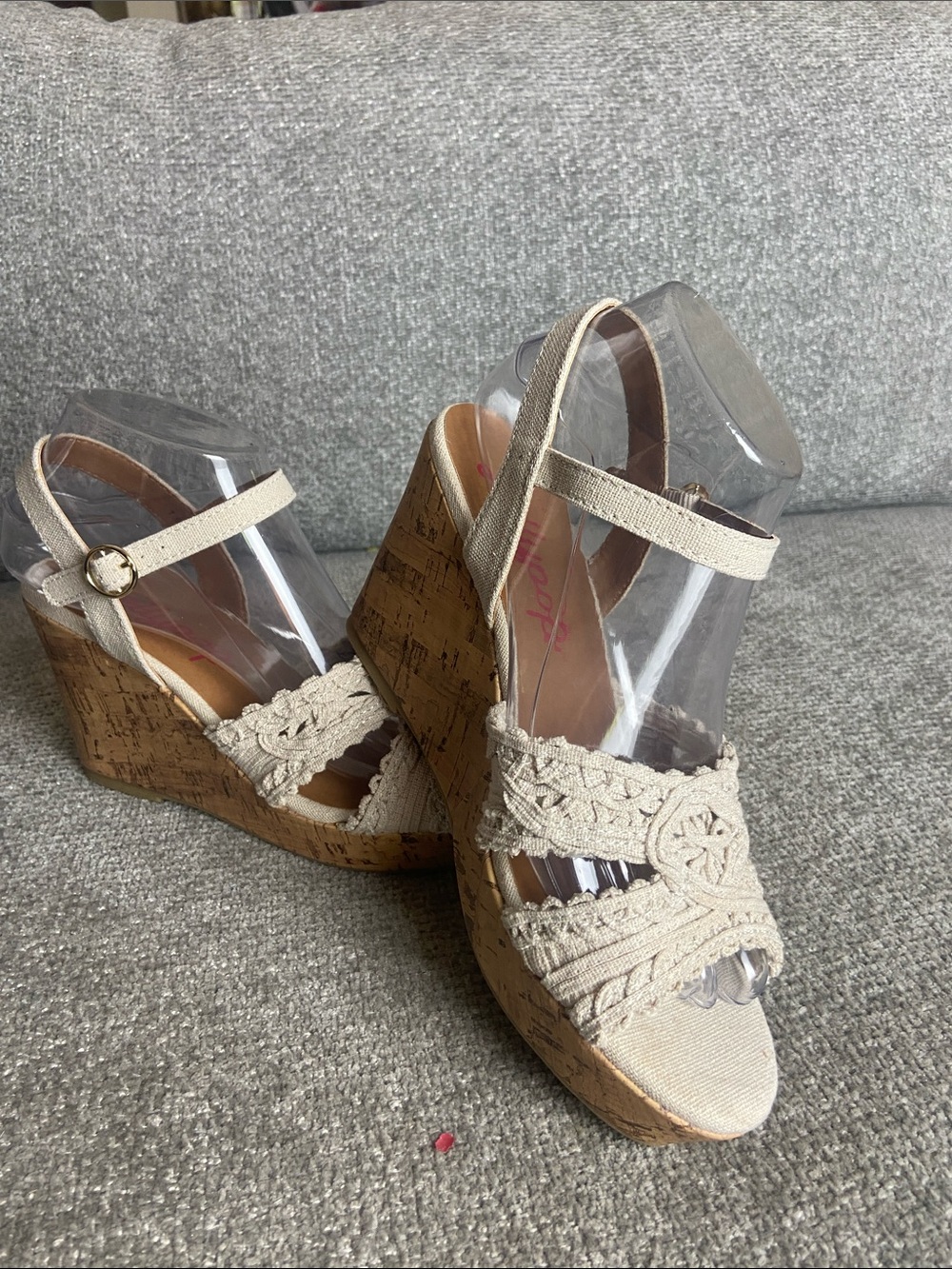 Jelly pop Women’s Cream Crochet Cork Wedge Sandals size 7.5